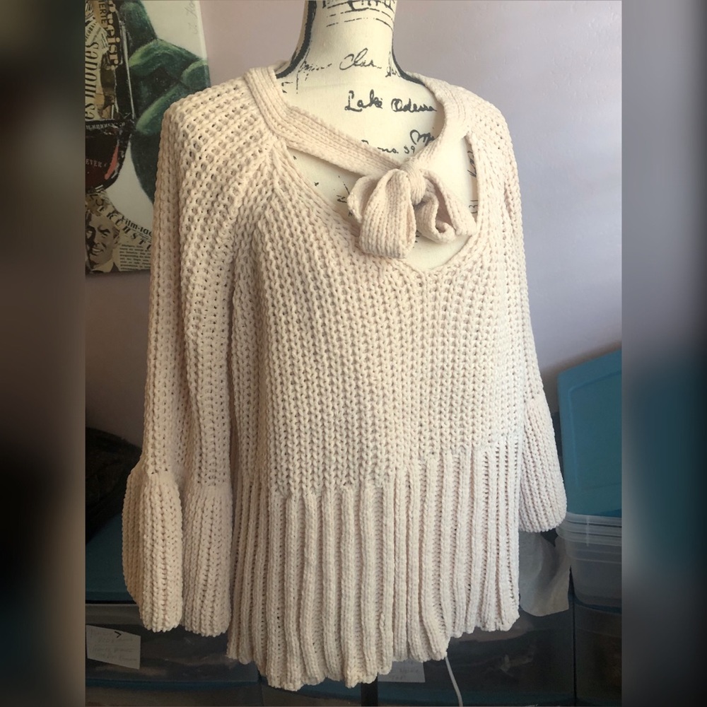 <LAST>Chenille V Neck Bow Tie Bell Sleeve Sweater - Picture 3 of 5